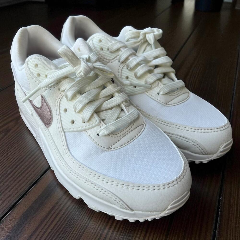 Nike Air Max - Picture 4 of 11